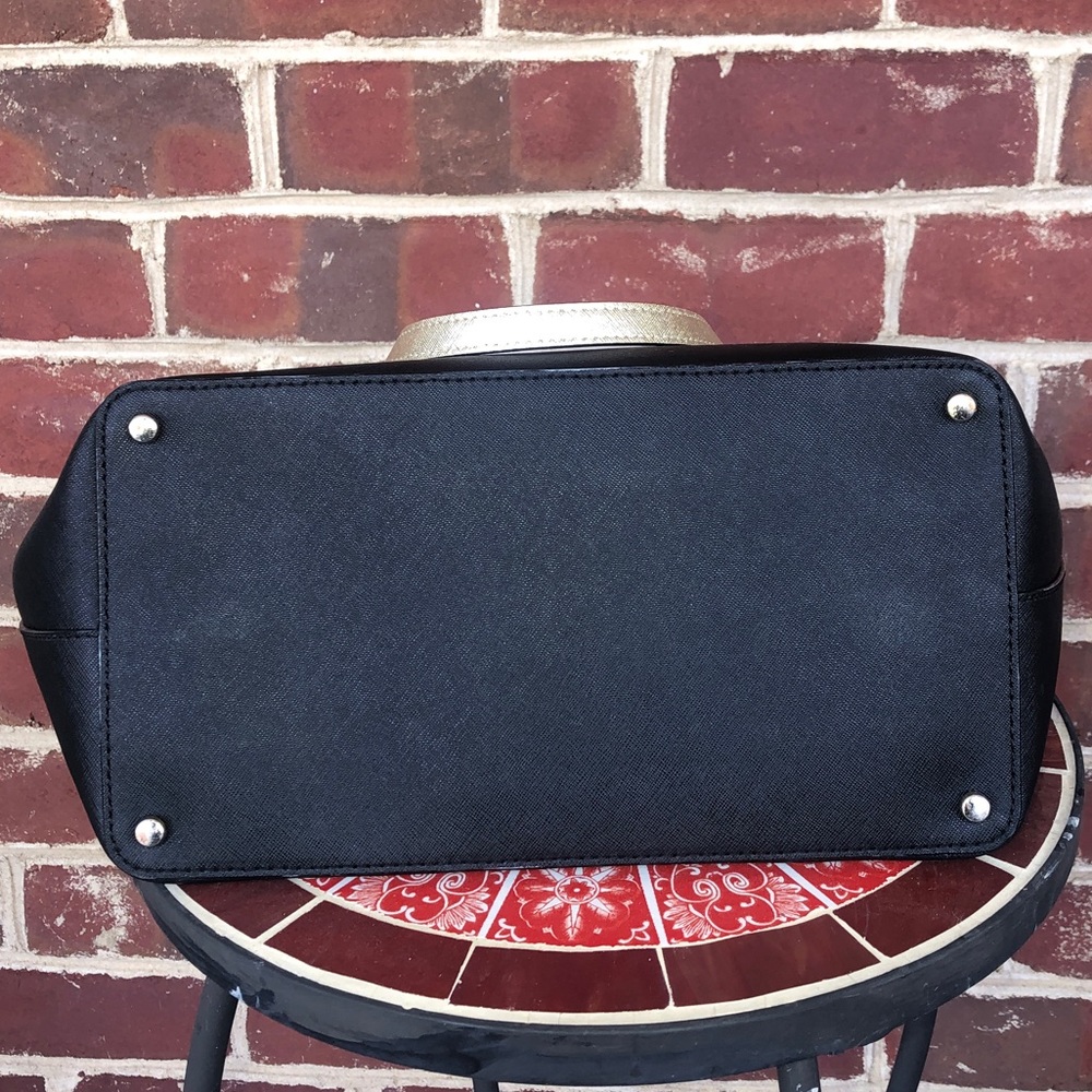 Kate Spade Handbag - Picture 4 of 8